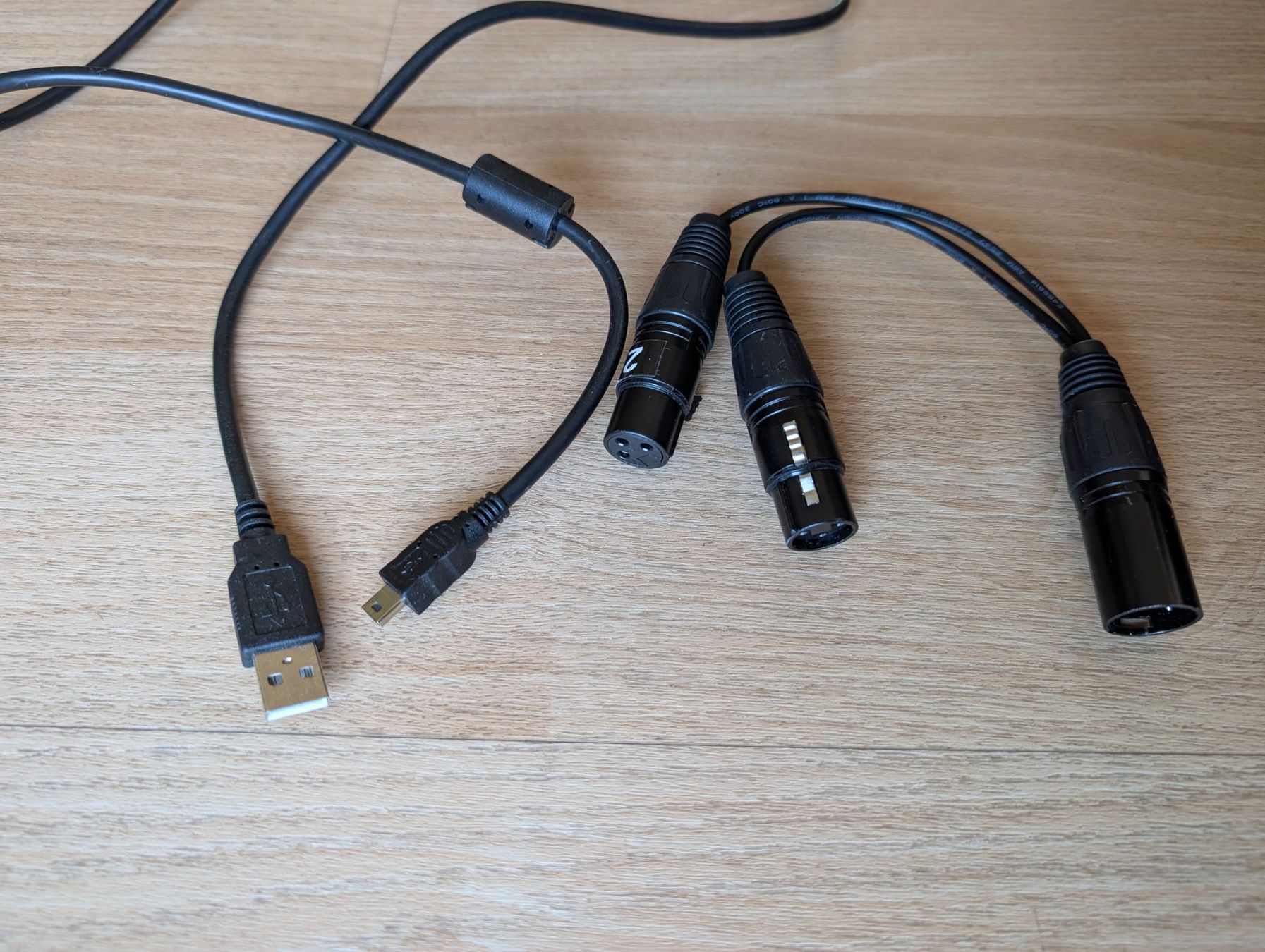 Console di mixaggio: Daslight 4 DVC4 GZM Interface – Usato da Reichenburg venduto da baumli7 2