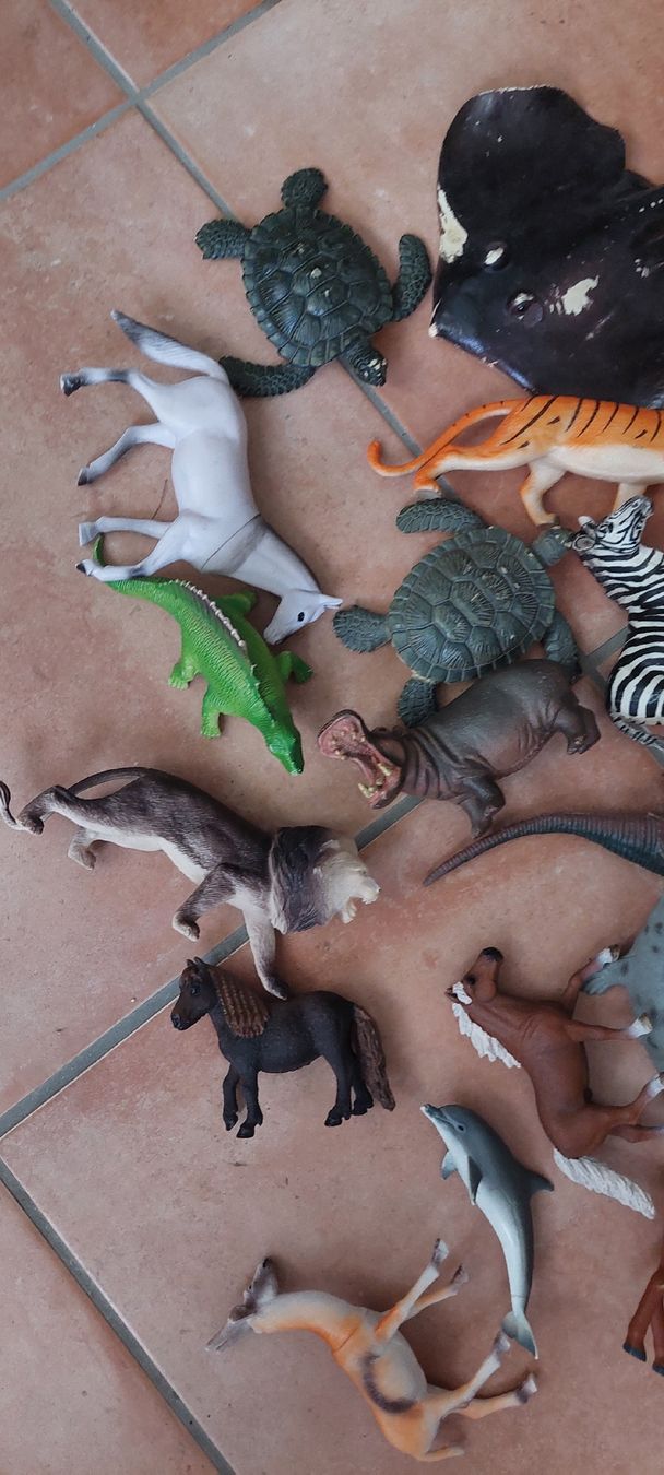 Giocattoli: Gummitiere u.A. Schleich – Usato da Zürich venduto da Anibas1 1