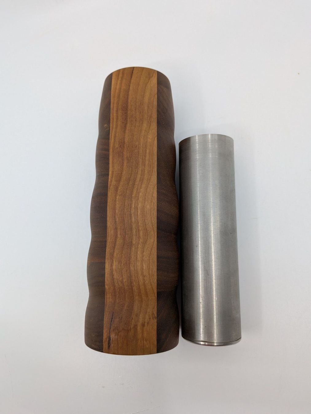 Vasi & Recipienti: Vase Holz mit Metalleinsatz – Usato da Emmen venduto da magelan 5