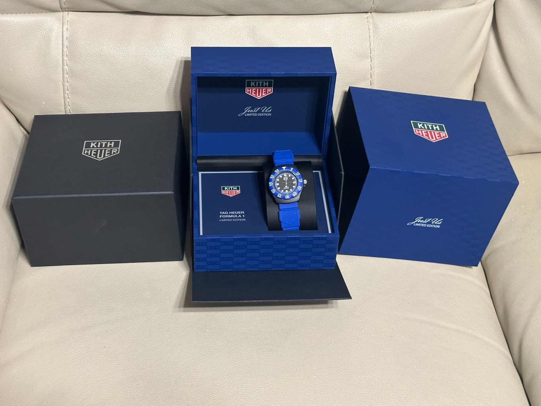 Tag Heuer Orologi: TAG Kith – Nuovo e nell'imballaggio originale da chambesy venduto da Bouille