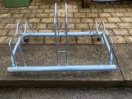 Veloständer für 3 Fahrräder