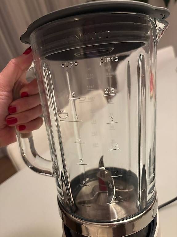 Appareils de cuisine: Kenwood Standmixer mit Glasbehälter – D'occasion à Triesen par besobeach5362 4