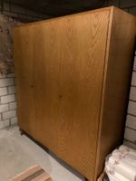 Massiver Holz Kleiderschrank mit 3 Türen