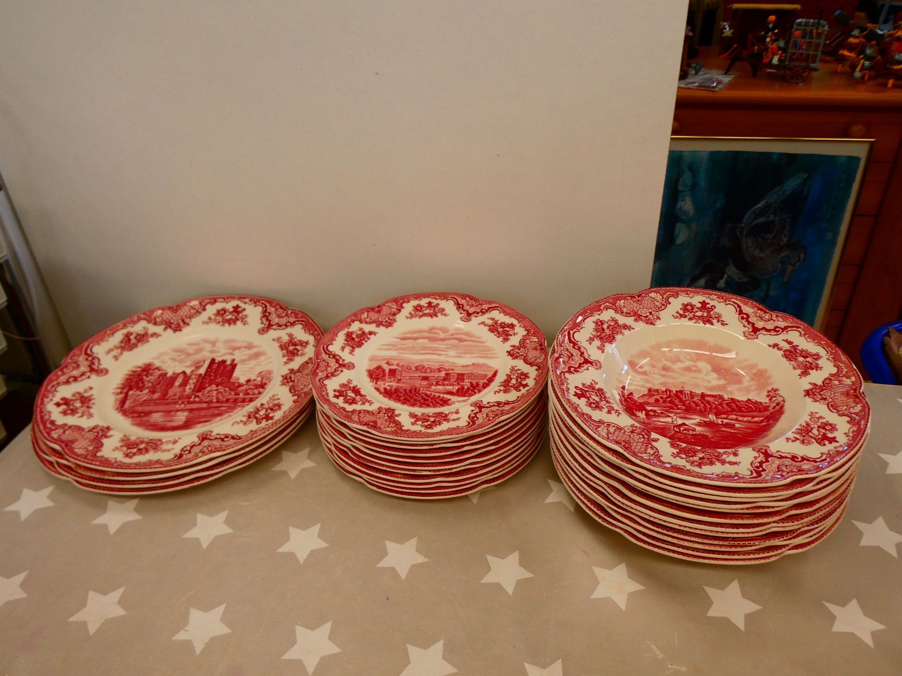 Set di piatti: Geschirrset Johnson Bros England Old Britain Castles – Usato da Rafz venduto da Powacaddy 1