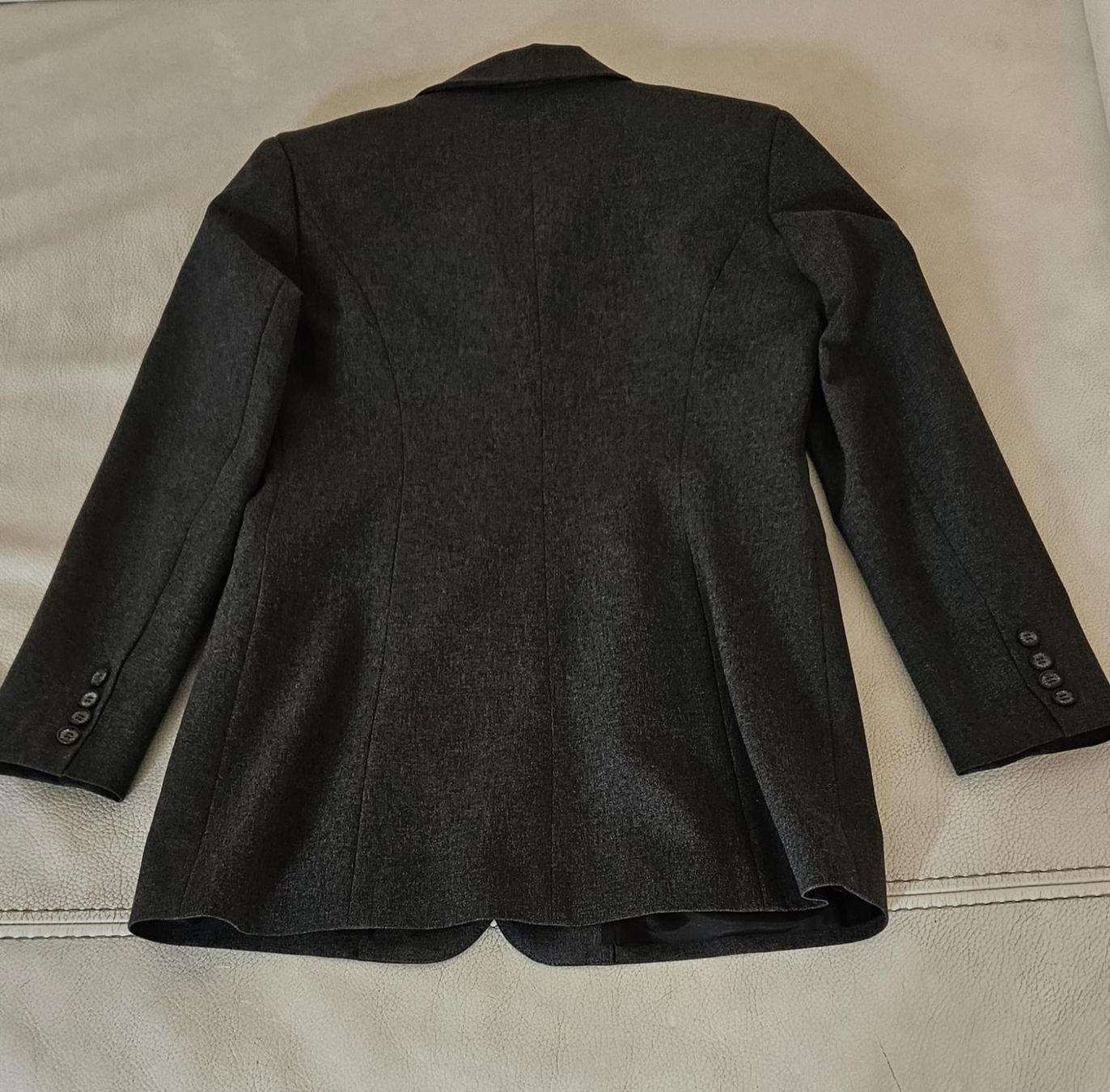 Giacche: Veste Kentucky de Yumi.Mazao – Usato da Aubonne venduto da Bluebird2 1