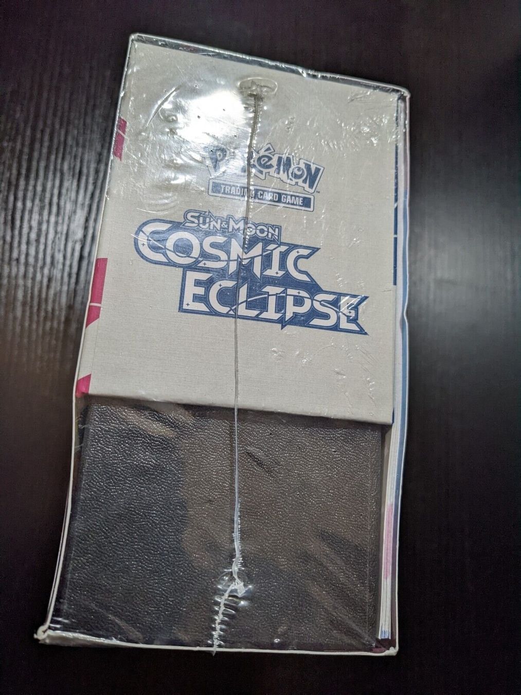 Cartoline: Pokémon TCG Sun & Moon Cosmic Eclipse Elite Trainer Box – Nuovo e nell'imballaggio originale da Matzendorf venduto da SwissMagicKarten 3