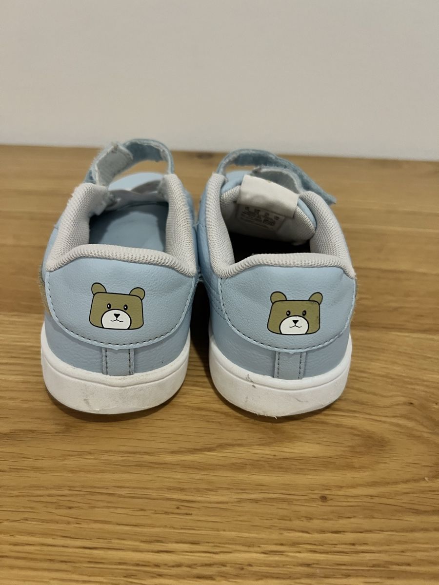 Puma Schuhe für Jungen: Puma Kinderschuhe, Gr. 32, hellblau mit Bärchen Bilde – Gebraucht aus Meggen von mar_7r7m 1