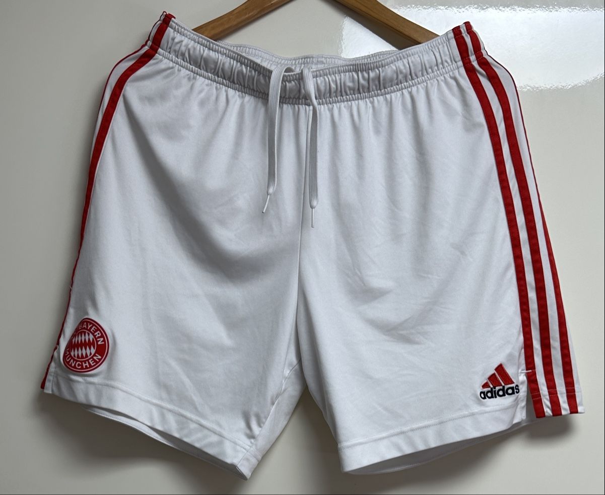 Adidas Hosen: Bayern München Short G M – Gebraucht aus Maienfeld von tobeyl2020