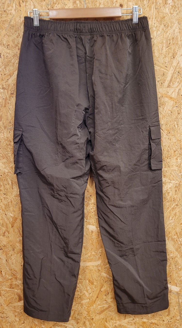 Nike Pantaloni: NIKE bas training – Usato da Lausanne venduto da PlusValue_Lausanne 1