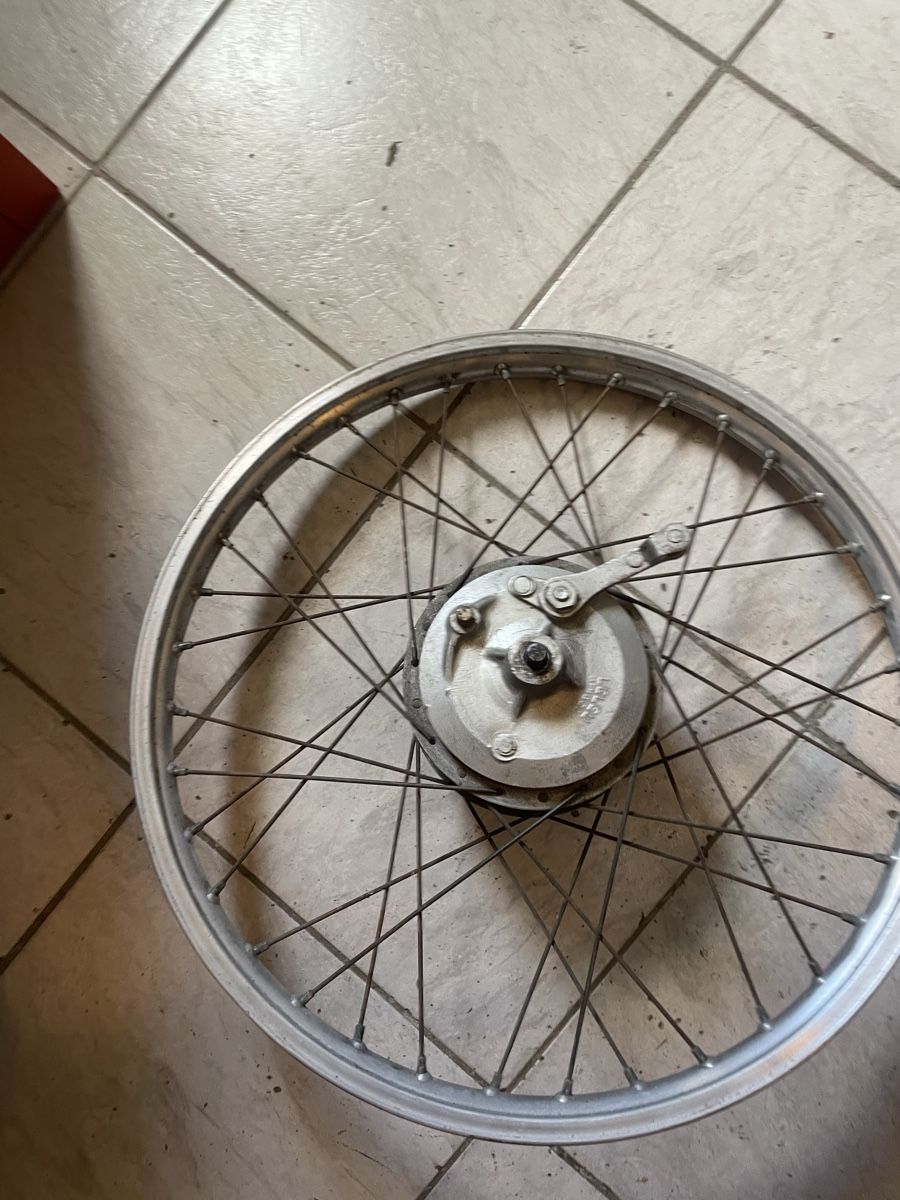 Tutti i ricambio per moto: Weinmann 23x2,5 Hinterrad – Usato da Kreuzlingen venduto da sto-power