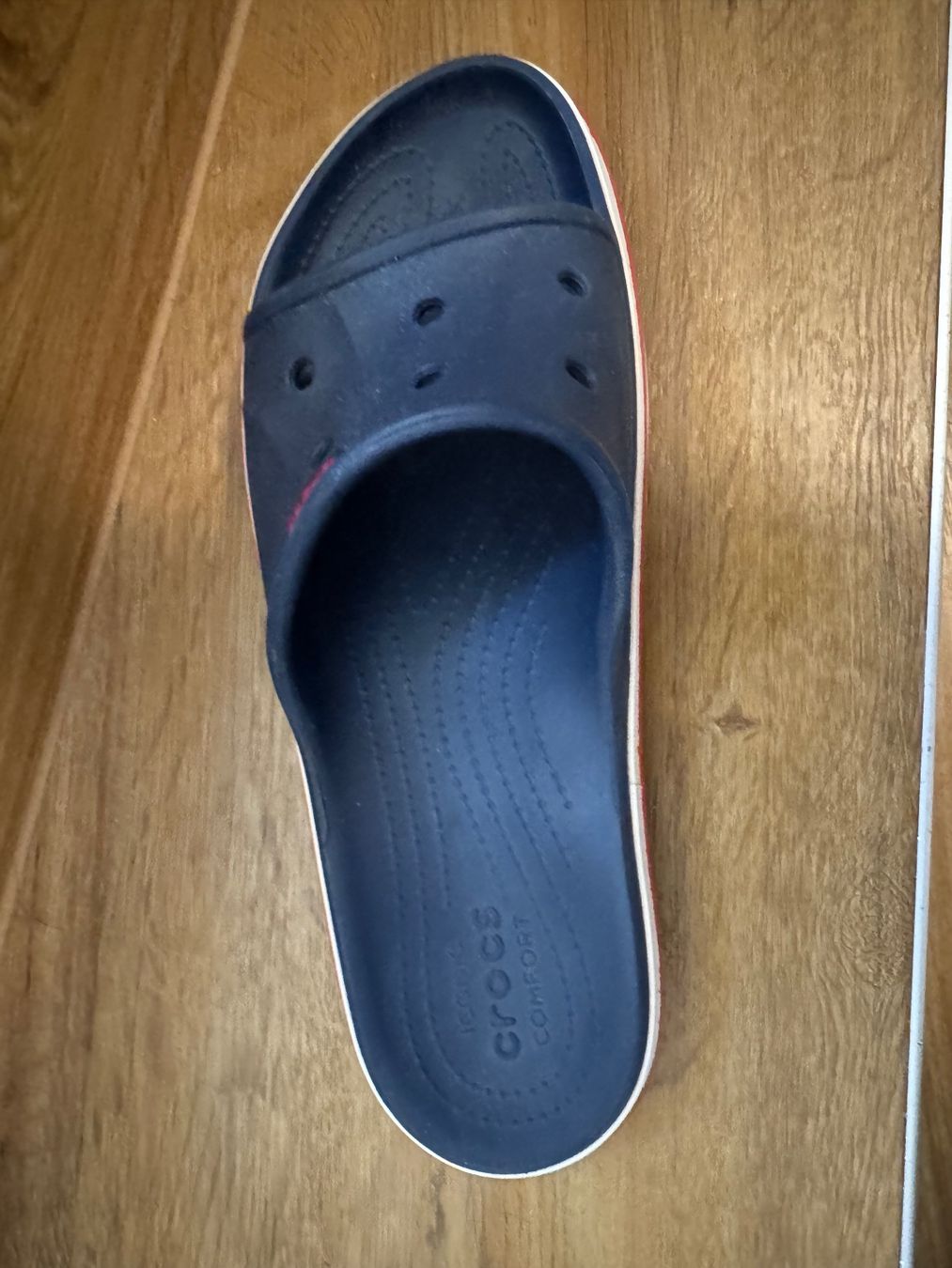 Crocs Scarpe da uomo: Crocs Herren Badelatschen, dunkelblau, Gr. 42/43 – Usato da Witterswil venduto da salunisa 3