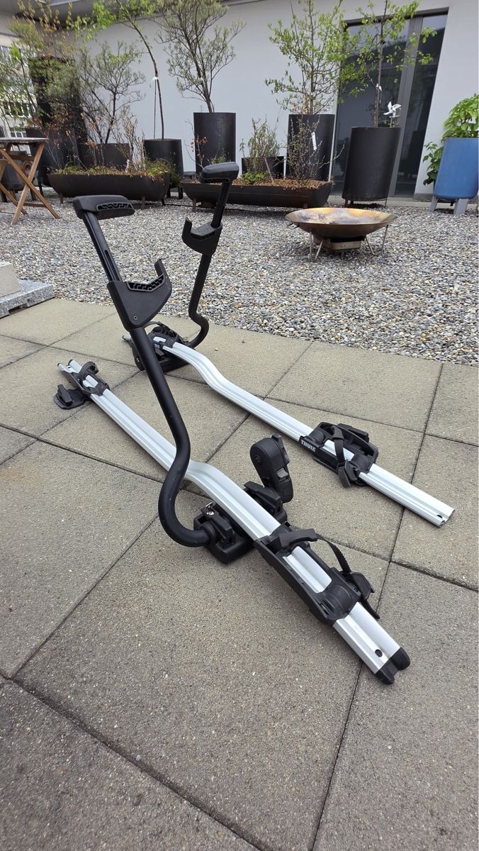 Thule Barres de toit: Thule Fahrrad-Dachträger – D'occasion à Luzern par sunny027 1