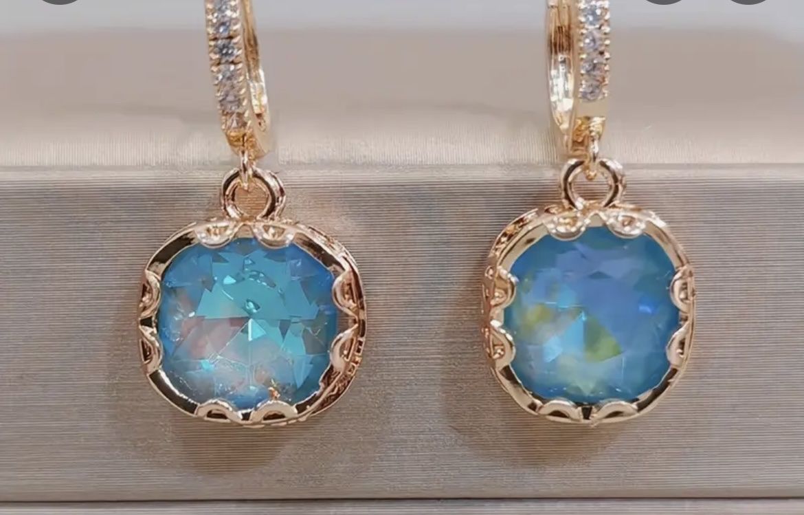 Orecchini pendenti & Orecchini a lobo: Schöne blaue Ohrstecker Hänger – Nuovo e nell'imballaggio originale da Saanen venduto da SoniaMichaela 1