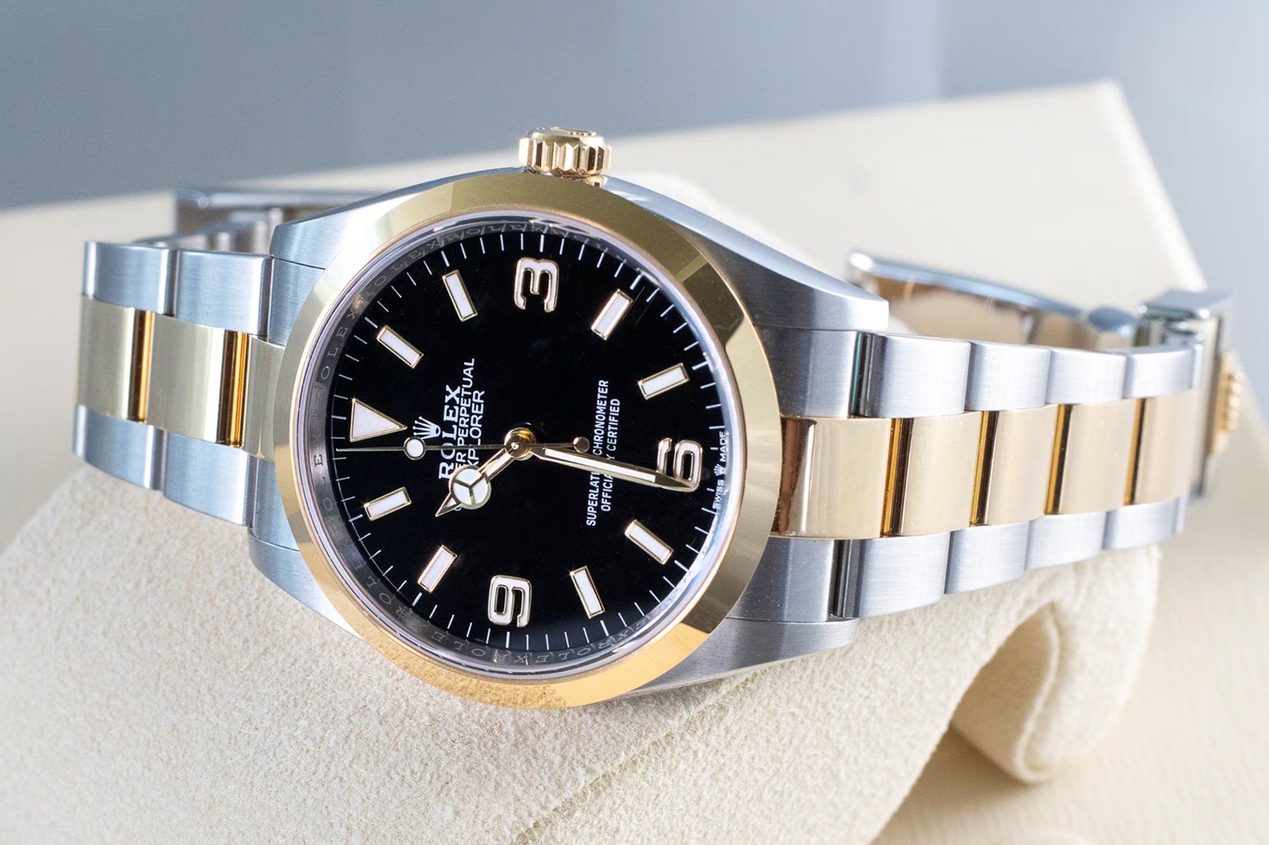 Rolex Uhren: Rolex Explorer 124273 – Neu und originalverpackt aus Thalwil von LeCh1ffre 6