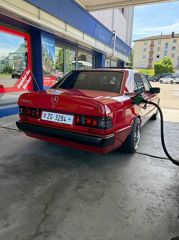 Automobili: MERCEDES-BENZ 190 E – Usato da Knonau venduto da mik_9nn7 2