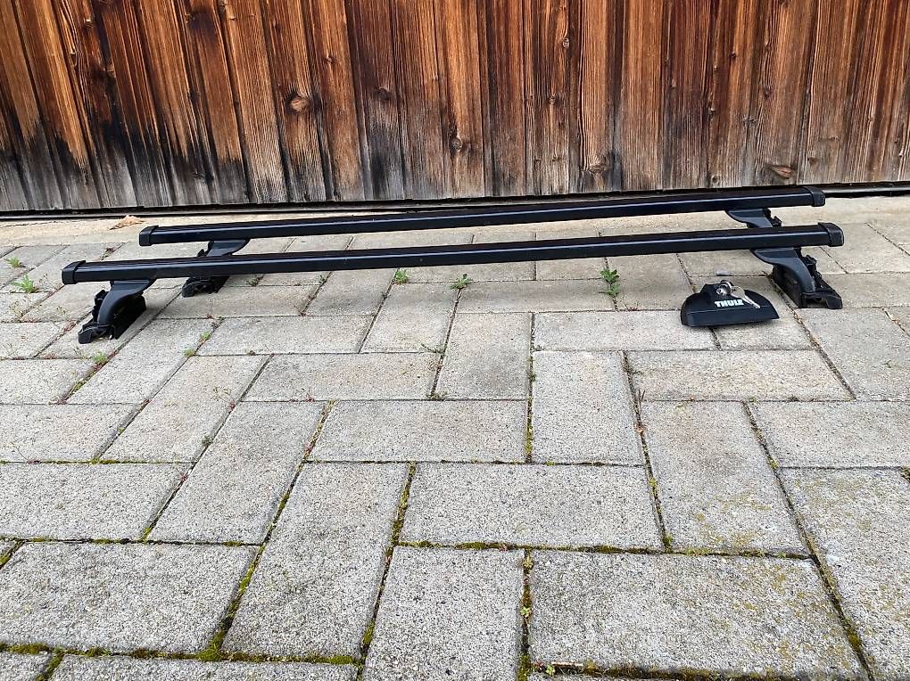 Thule Barres de toit: Dachträger Thule – D'occasion à Elgg par vinyl03 1
