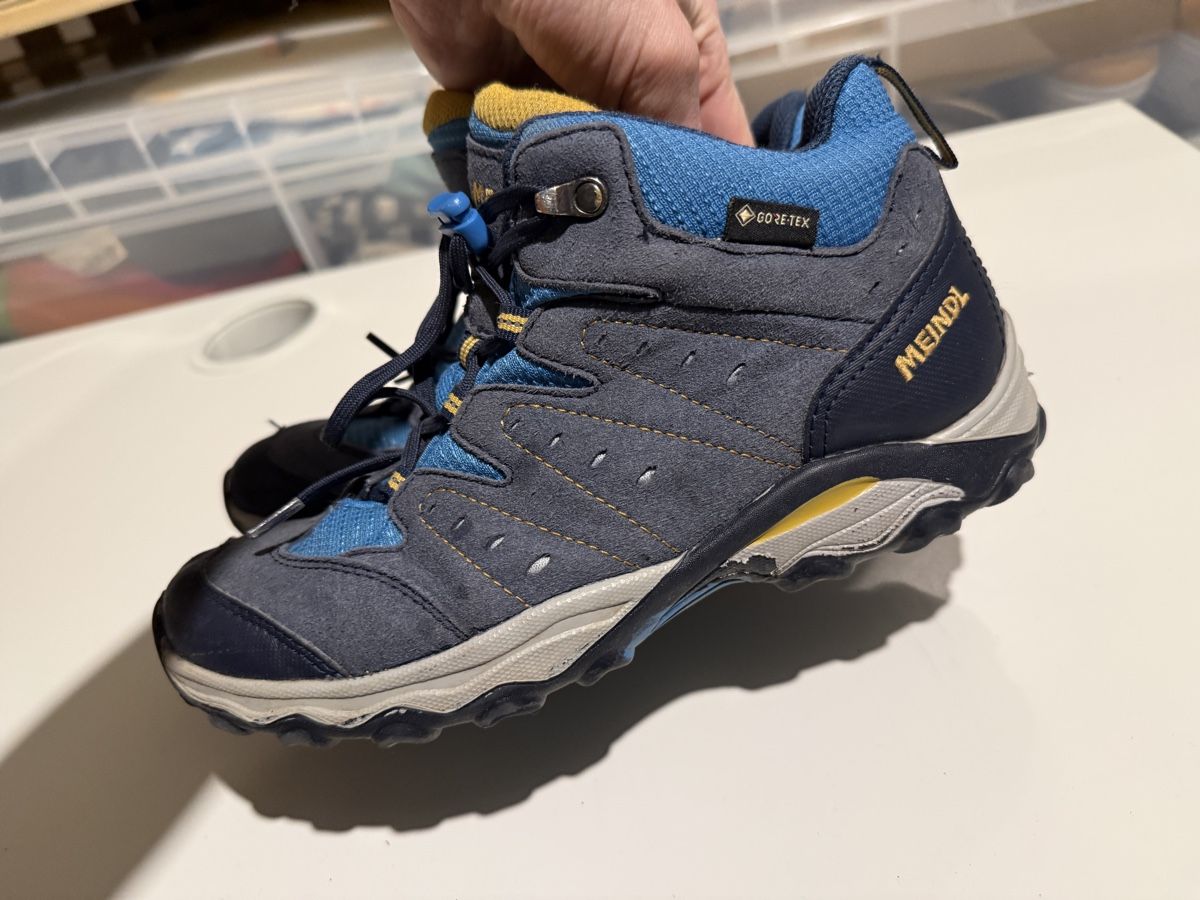 Meindl Scarpe da uomo: Meindl Wanderschuhe Gr. 35, Gore-Tex - Top Zustand – Usato da Lenzburg venduto da Reniss_ 3