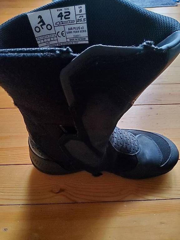 Helme & Visiere: Motorrad Helm & Schuhe – Gebraucht aus Läufelfingen von jen_dtd8 2