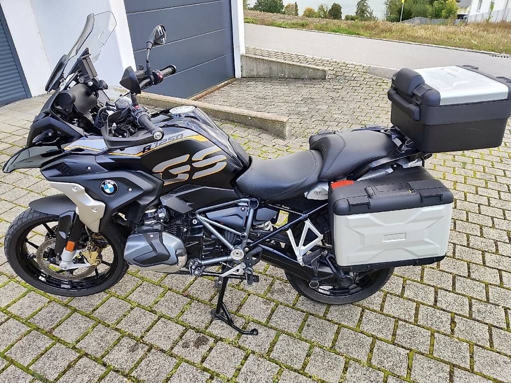 BMW Touring: BMW R 1250 GS Exclusive – Usato da Thônex venduto da Verb_elo6ah 4