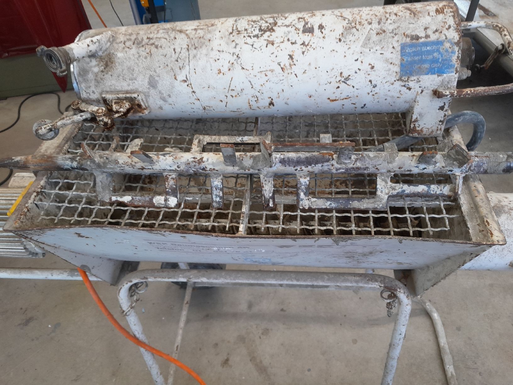 Tutte le macchine: Verputzmaschine – Usato da Benken SG venduto da Breitenfreak 3