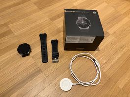 Huawei Watch GT 2 Pro, Technisch top, Armband-Öse defekt