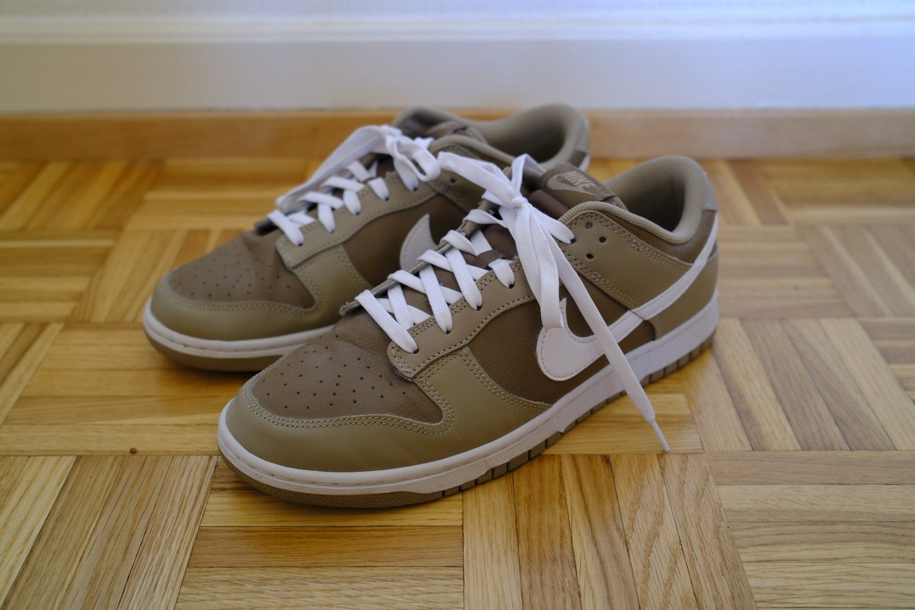 Nike Scarpe da uomo: Nike Dunk Low - Brown (EU 44) – Usato da Lausanne venduto da Bilxow