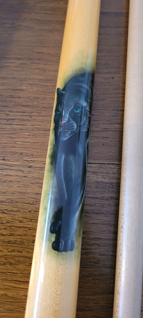 Black Diamond Stecche da biliardo: McDermott "Black Panther" Billard-Queue (20 oz / 13mm)  – Usato da Escholzmatt venduto da anitadreyer 2
