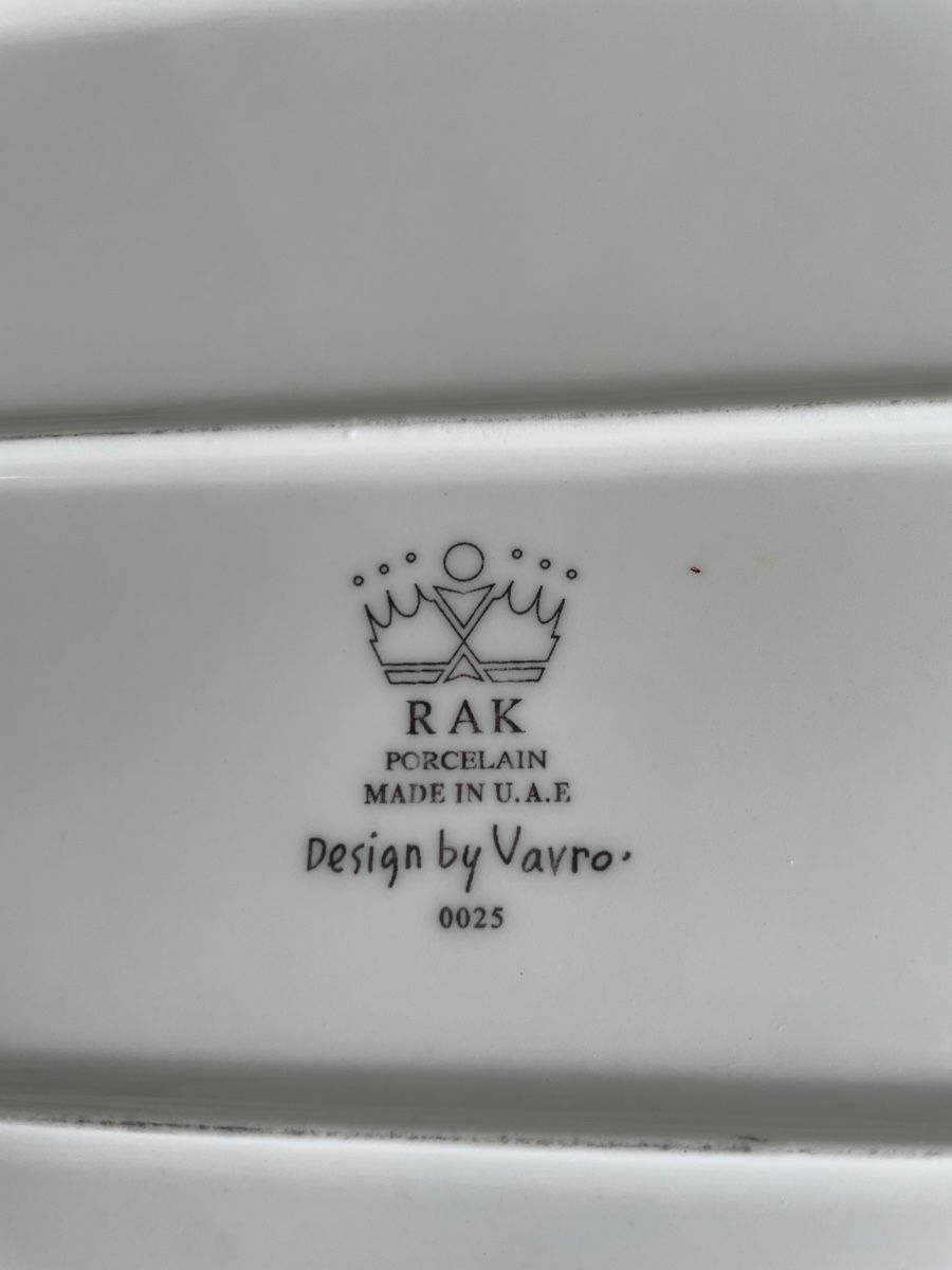 Piatti: Ca. 90-100 Teller/Platten RAK Porcelain Design by Vavro – Usato da Gelterkinden venduto da highfligh 1