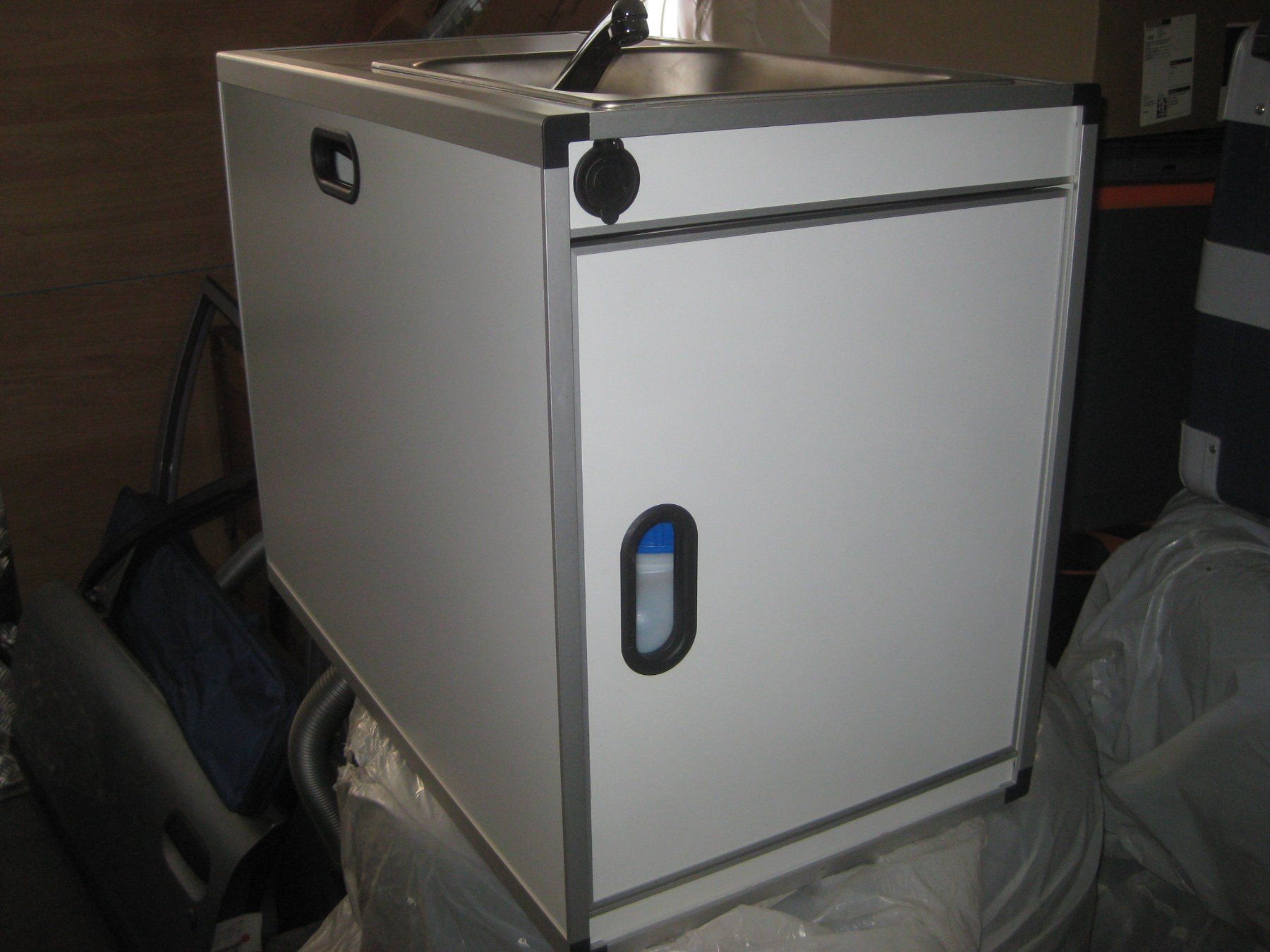 Cucine complete: Campingbox Spülmodul Küchenteil – Usato da Steinhausen venduto da Ralph883