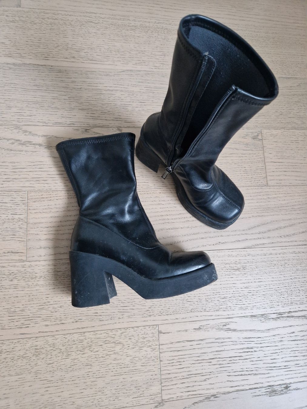 Steve Madden Damenschuhe: Schwarze Steve Madden Stiefeletten, Gr. 37 – Gebraucht aus Zürich von stefanella