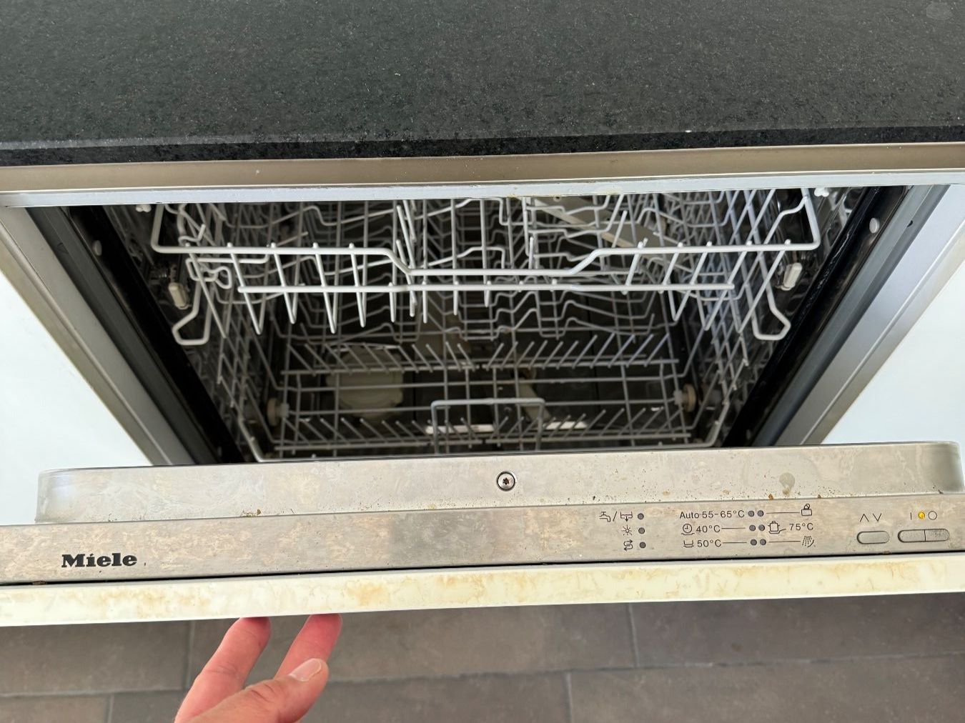 Cucine complete: Moderne Küche – Usato da Schaffhausen venduto da gin_my5n 6