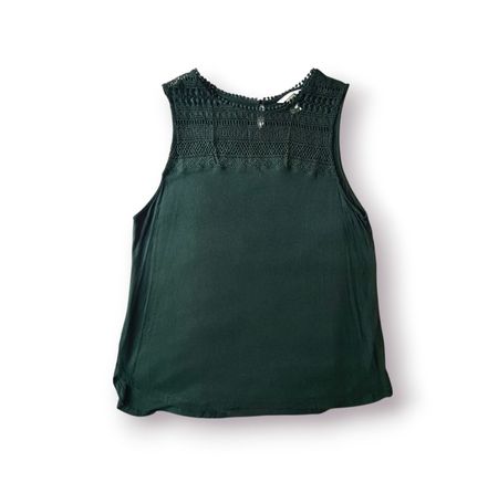 Top vert foncé avec dentelle, taille L