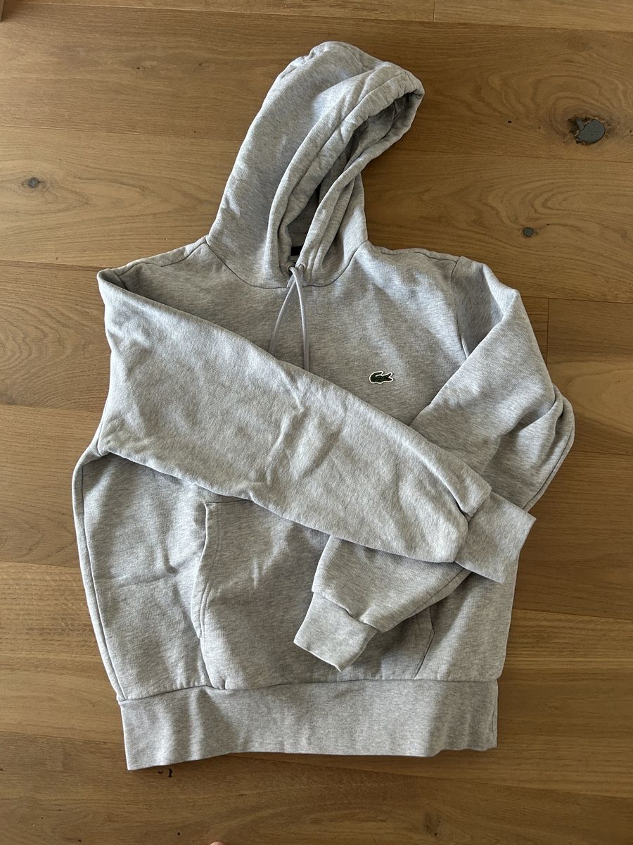 Lacoste Maglioni & Felpe: LACOSTE Pullover grau US M – Usato da Unterlangenegg venduto da Dodo2108 1