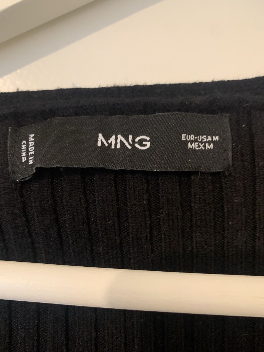 Mango Kleider: Robe Mango noire  – Gebraucht aus Prangins von val_2c72 1
