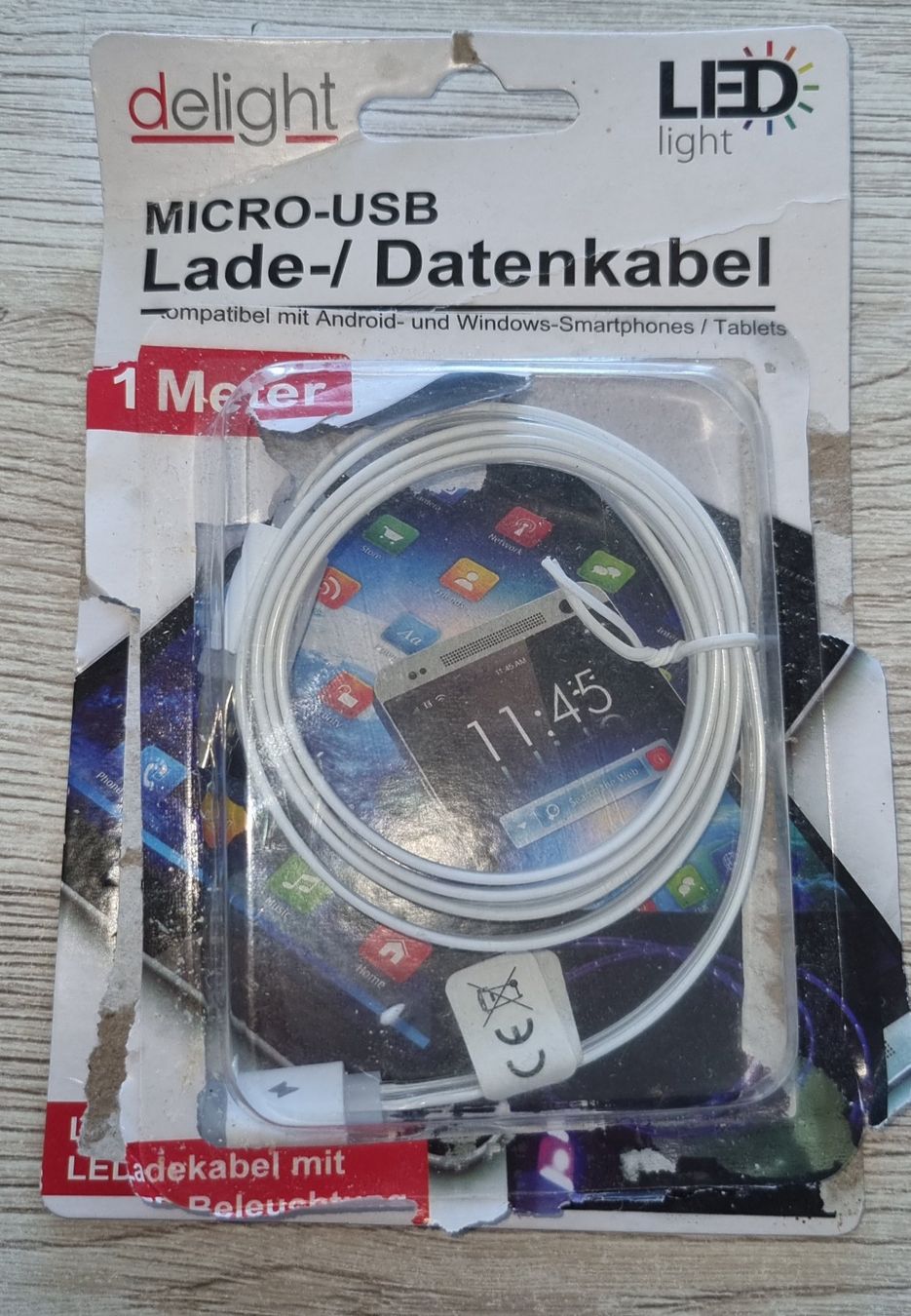Ladegeräte: Micro-USB Lade und Datenkabel mit LED, 1 Meter l – Neu und originalverpackt aus Grossdietwil von GNOM313