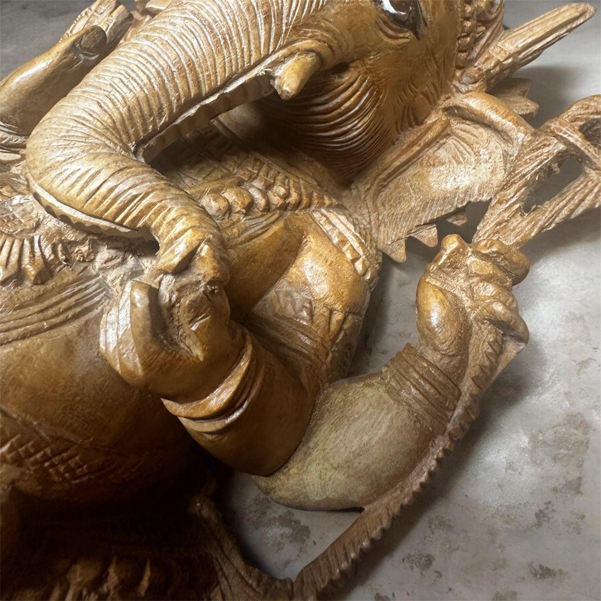Sculture & Statue: Handgeschnitzte Ganesha-Figur aus Holz – Usato da Nebikon venduto da Vanessa2003 6