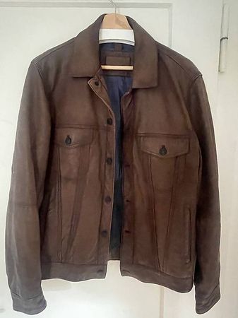 Massimo Dutti Herren Lederjacke im Trucker-Stil / Braun