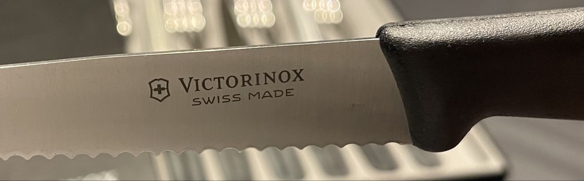 Set di posate: Victorinox Steakset – Nuovo e nell'imballaggio originale da Allschwil venduto da Tasting 3
