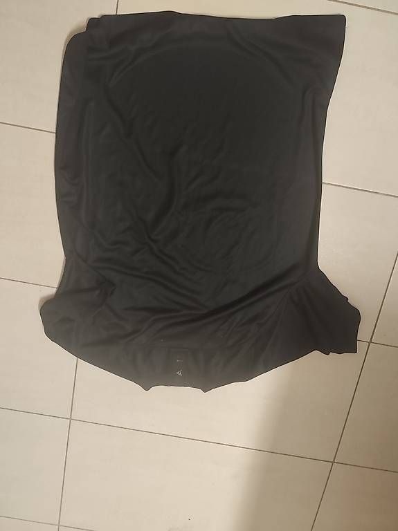 Leibchen & Hosen: PSG Trikot – Gebraucht aus Laupen BE von lte_5wm9