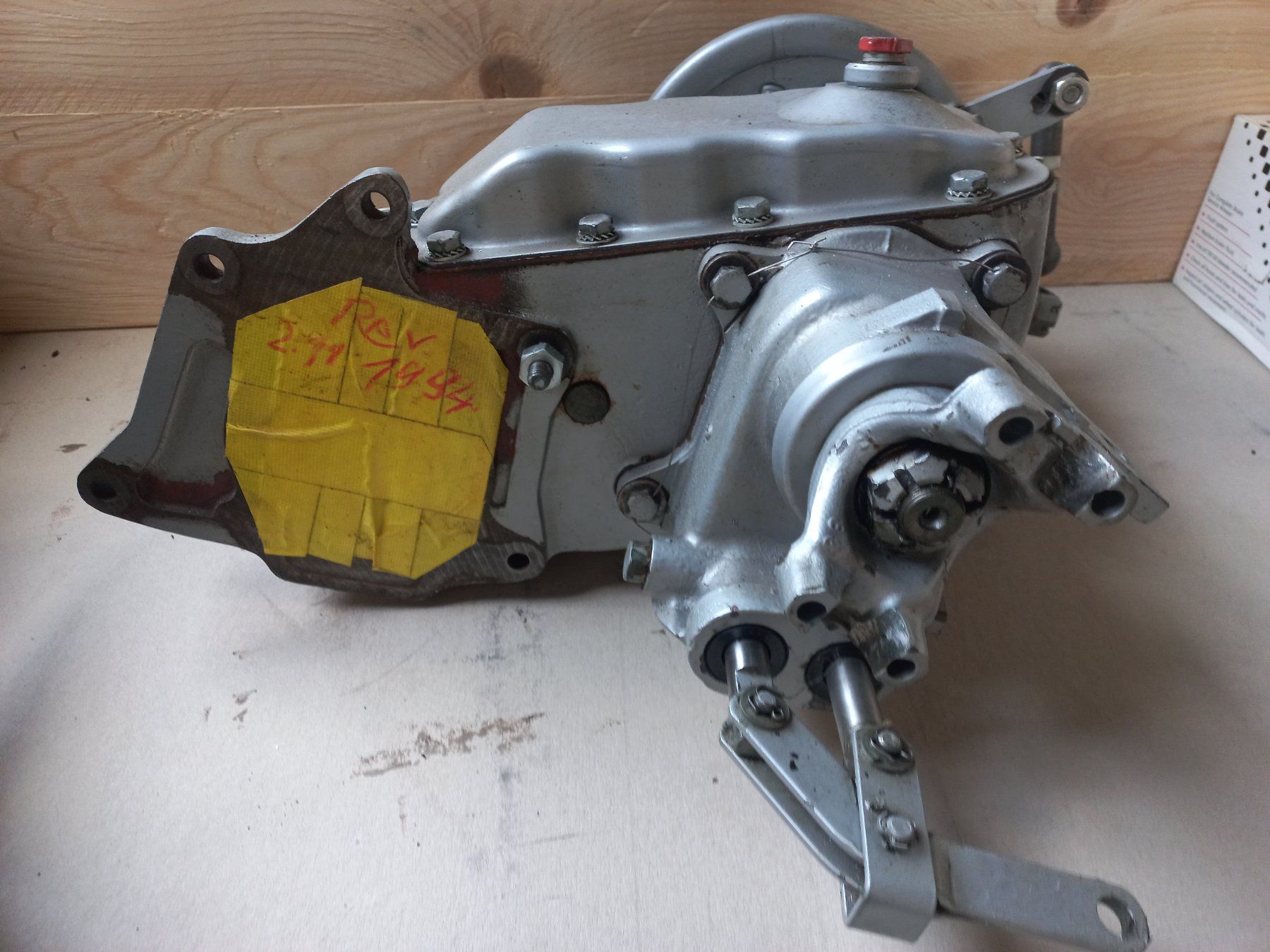Volvo Tutti pezzi di ricambio auto: Oldtimer Volvo Laplander Allrad - / Untersetzungsgetriebe 69 – Usato da DULLIKEN venduto da Lerchclassicdulliken 2