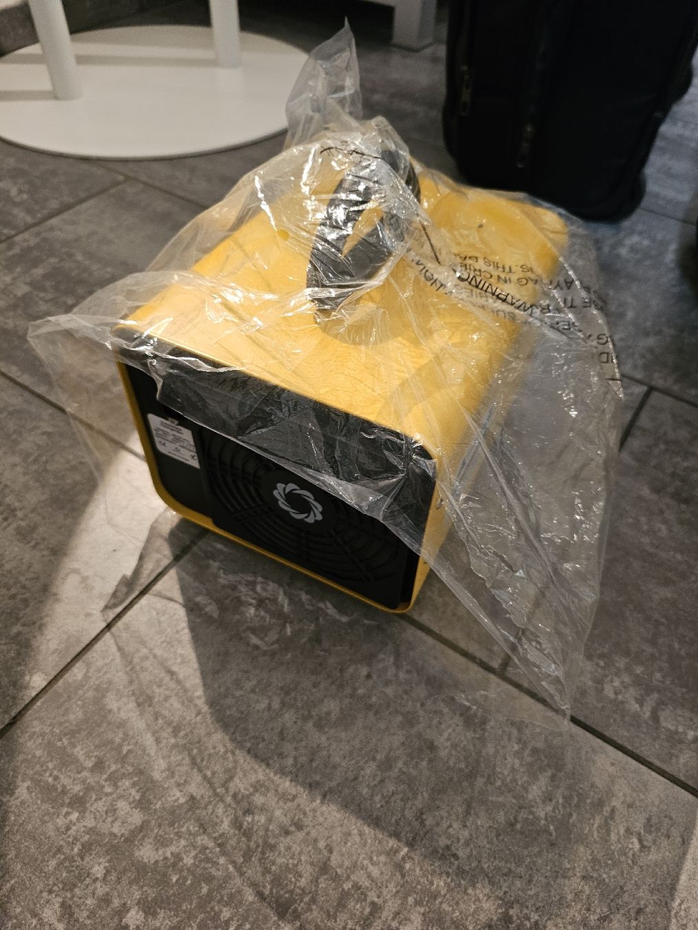 Purificatori d'aria: ozon geraet neuwertig – Usato da Wünnewil venduto da Vm0