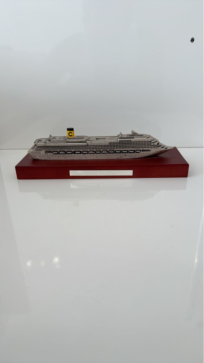 Kit di modellismo & Modellini statici: Miniature Bateau Costa Pacifica - Collection unique – Usato da Vaux-sur-Morges venduto da GothamCity