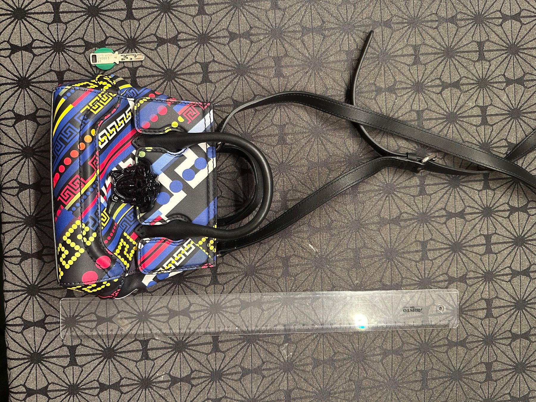Versace Taschen für Damen: Versace Handtasche - EXKLUSIV – Gebraucht aus Mauren von SB1606 4