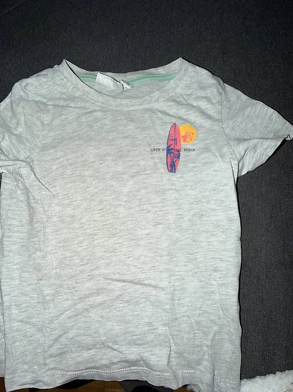 Camicie, T-shirt & Polo: T Shirt Set  gr 98/110 – Usato da Zürich venduto da pat_ql5b 2