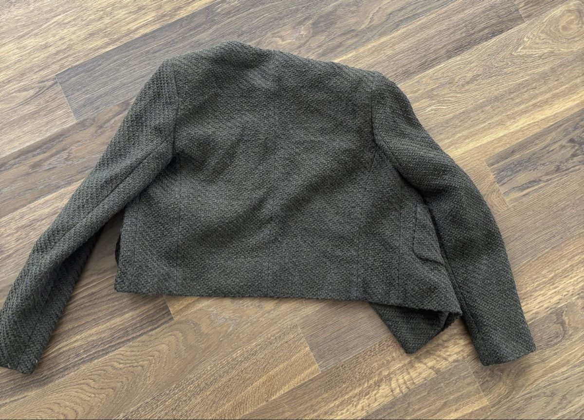 Massimo Dutti Giacche: Blazer Massimo Dutti (Chanel-artig) – Usato da Toffen venduto da Mara685 2