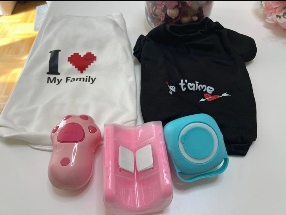 Lot de brosses et vêtements pour animaux de compagnie (Neuf avec