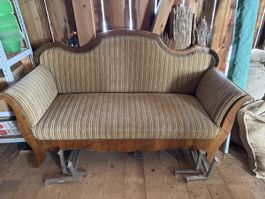 Sofa im Biedermeier-Stil