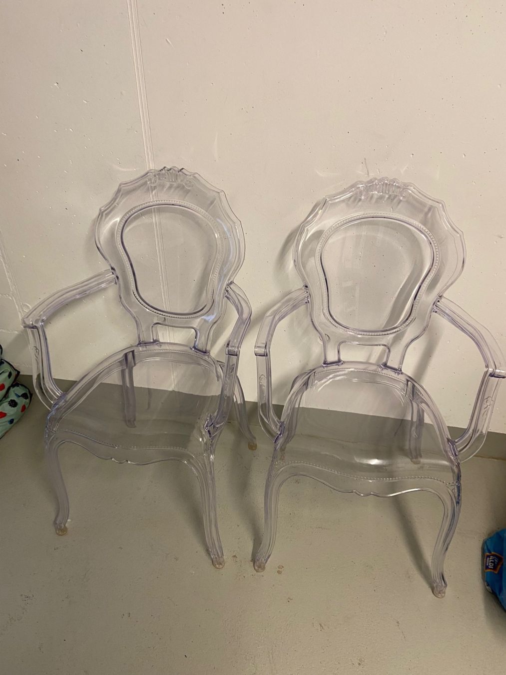 Stühle: Plexiglasstühle 2 Stück – Gebraucht aus Wald ZH von Dorita777777