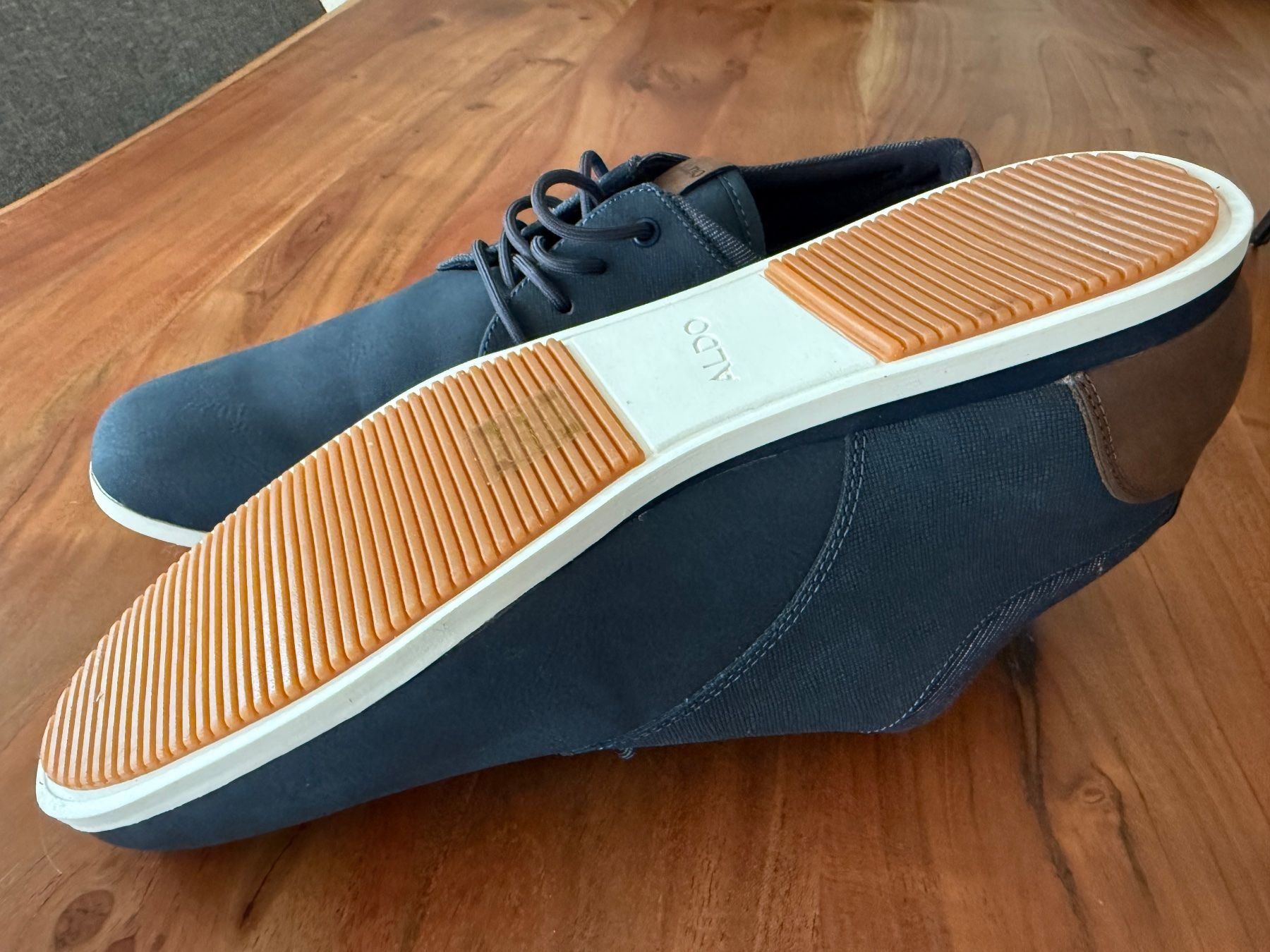 Aldo Scarpe da uomo: Aldo sportlicher Sneaker in Gr. 43 – Nuovo (secondo la descrizione) da Bern venduto da VitaliBar 1