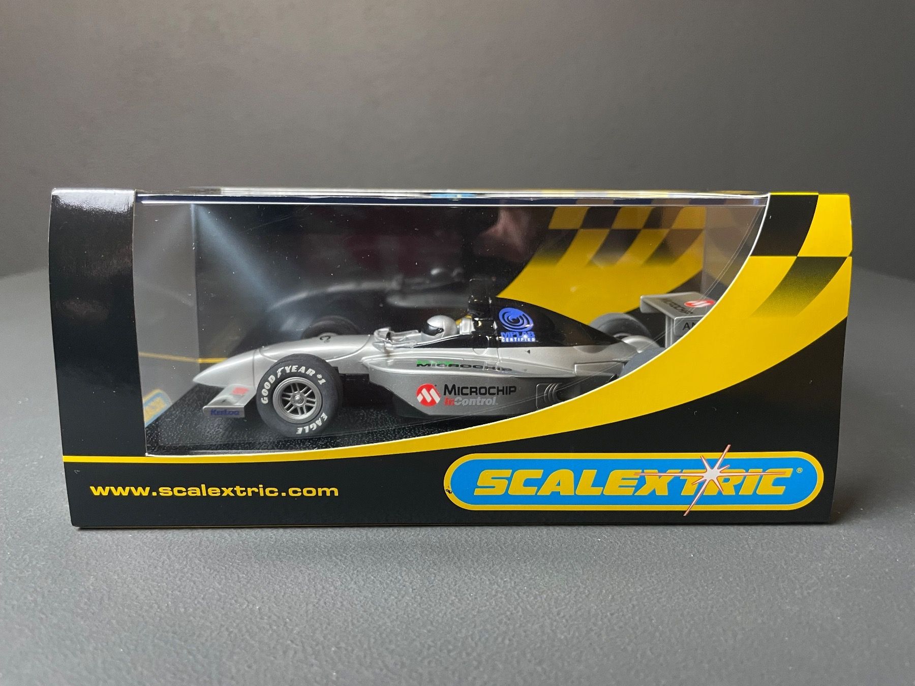 Carrera Piste: Scalextric C2627 MICROCHIP Dallara Indy #1 Extremely Rare! – Nuovo (secondo la descrizione) da Genthod venduto da lightyear63 1